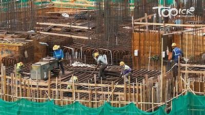 《建筑材料人工费由谁承担？》，建筑人工材料费用表